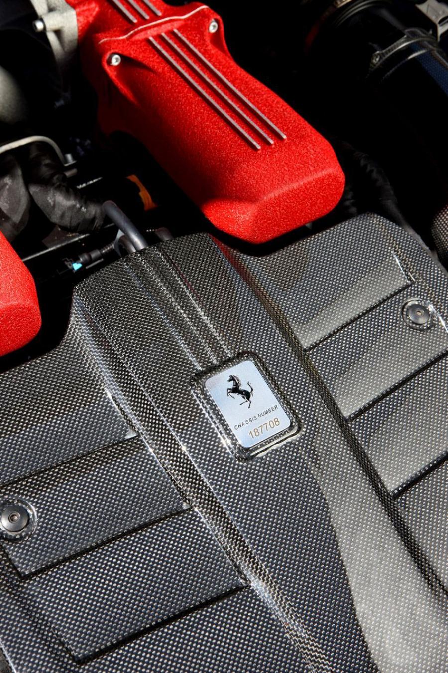  Ferrari F12berlinetta 2012 года  (фото 69 из 104)